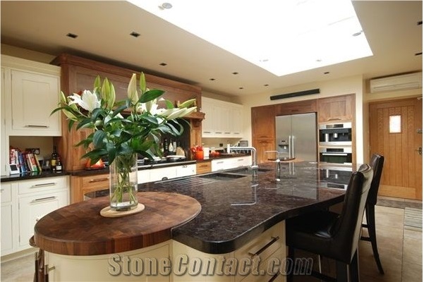 Antique Brown Brazi Granite Polished Countertops