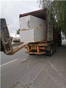 Chinese White Marble Raw Blocks Quarry Boulders