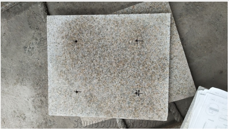 G350 Yellow Granite Bush Hammered Wall Tiles