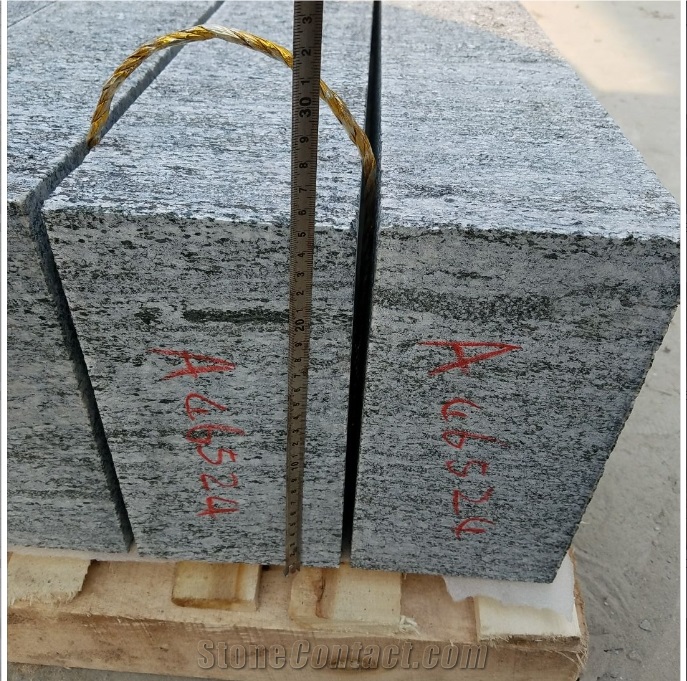 G389 China Mountain Grey Granite Flamed Kerbstones