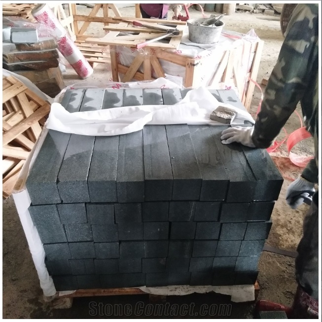 G612 Chinese Green Granite Bush Hammered Pavers