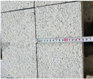 G623 China Grey Granite Bush Hammered Paving Stone