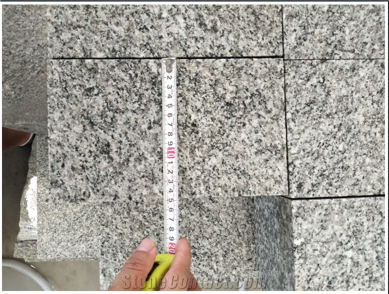 G623 Grey Granite Bush Hammered Paving Stone