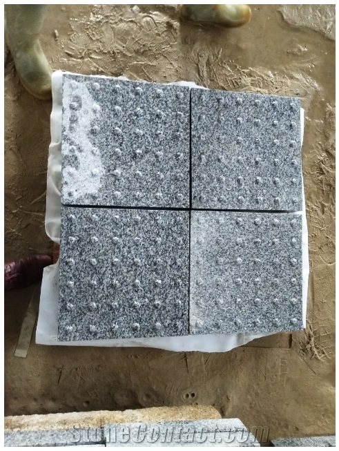 G623 Grey Granite Sandblasted Blind Stone Pavers