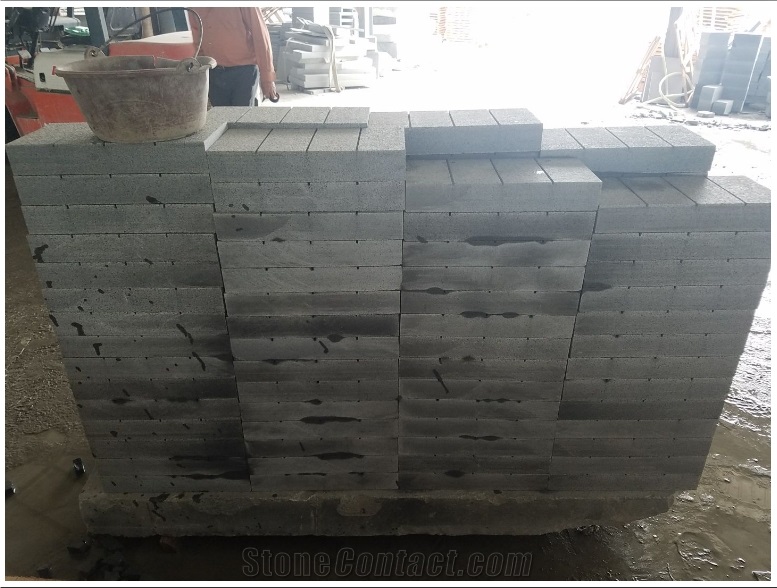G654 Chinese Black Granite Surface Flamed Pavers