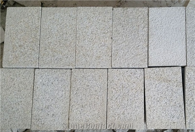 G682 China Yellow Rust Granite Bushhammered Pavers