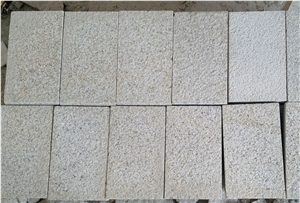 G682 China Yellow Rust Granite Bushhammered Pavers