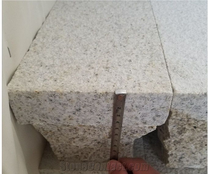 G682 China Yellow Rust Granite Bushhammered Pavers