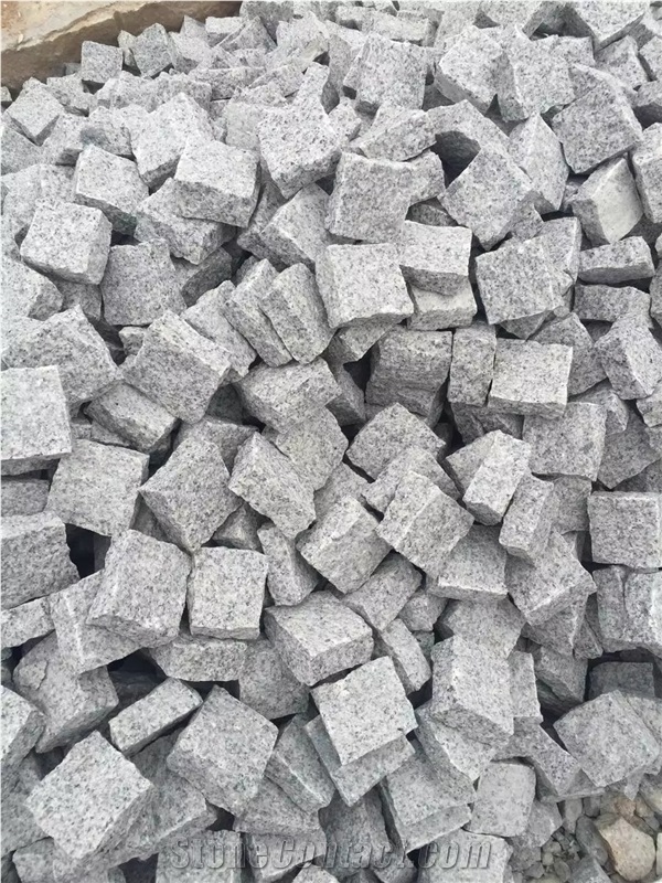G682 Granite Split Paving Stone