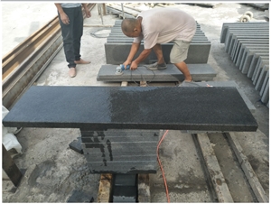G694 China Black Granite Flamed Stair Treads