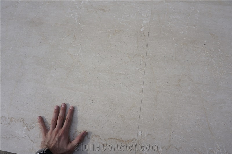 Cremo Avana Ziche Marble Slabs Italy