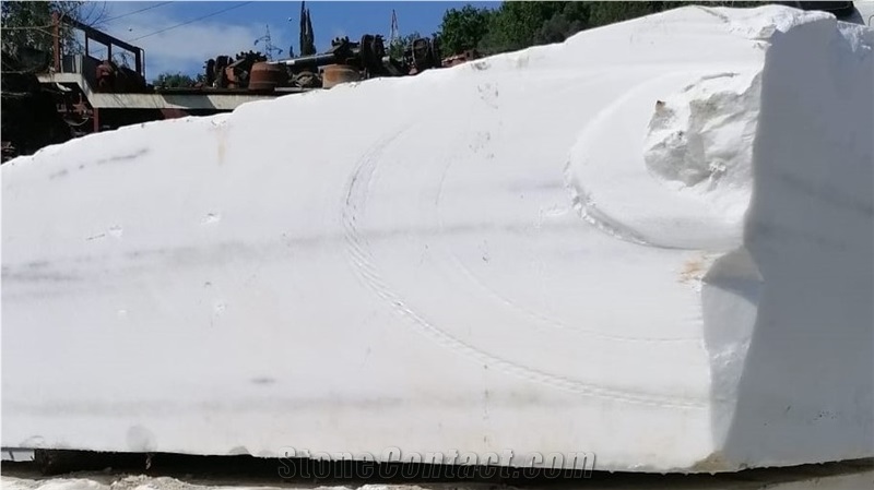 Calacatta Creme Marble Block