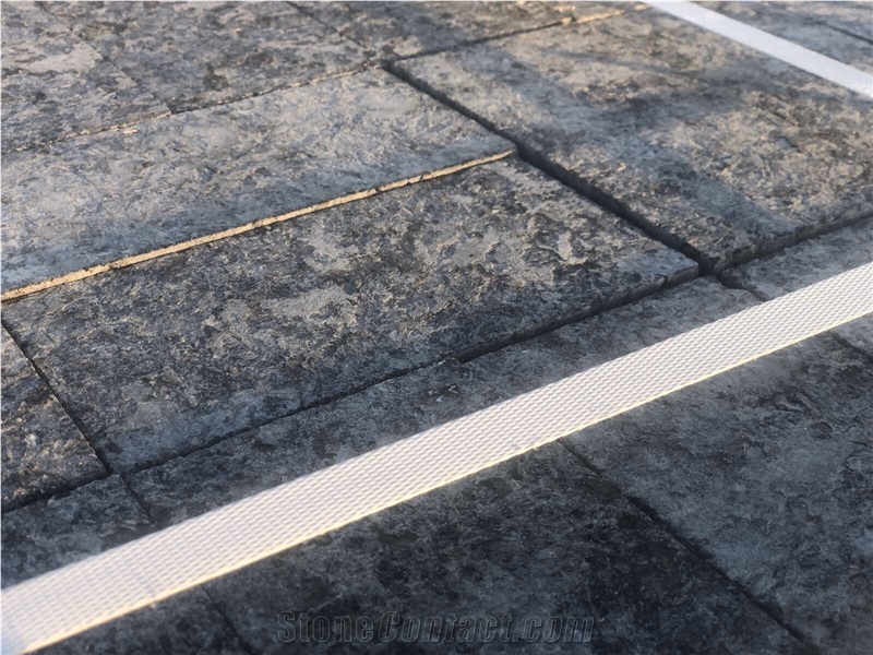 Paving Stone - Granite Cobblestone from Labradorite