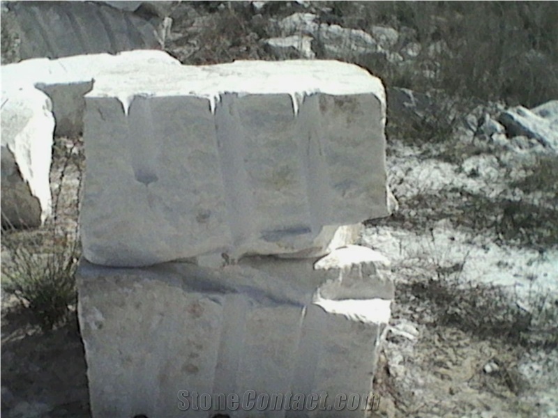 Alabaster Ingots or Raw Blocks White and Gray Alabaster Block