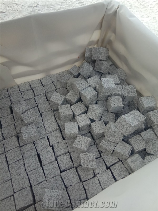 G655 Hazel White Rice Flower Grain Cobble Paver