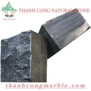 Bluestone Split Cubic Pavers