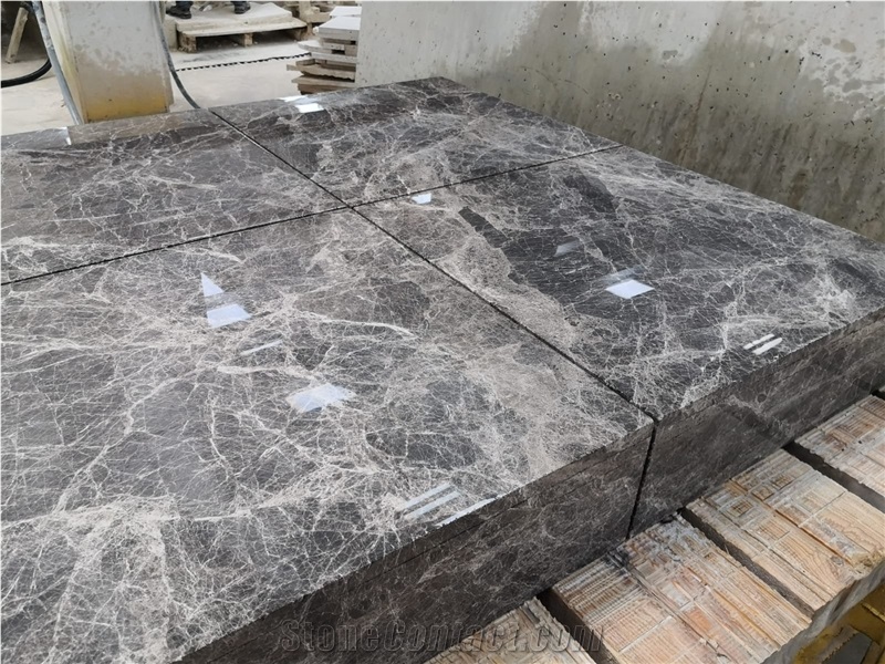 Dark Grey Tundra Spider Marble