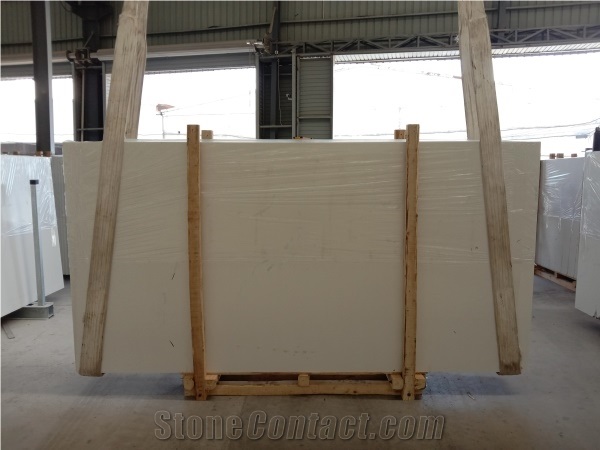 Calacatta White Quartaz Slabs Tiles Engineer