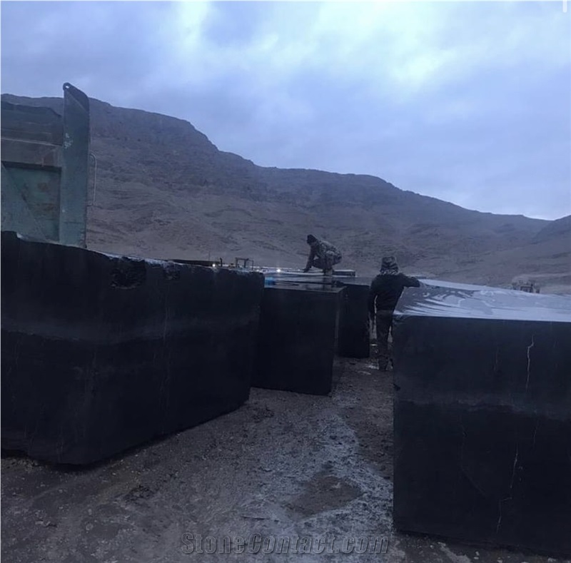 Mako Block Marble Block, Black Maku Marble Block