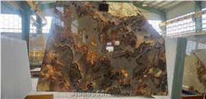 Arya White and Light Green Onyx (Own Quarry)