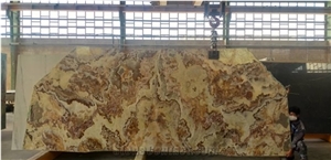 Arya White and Light Green Onyx (Own Quarry)