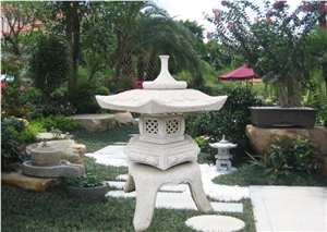 Janpanese Style Carved Stone Lantern Jn-002