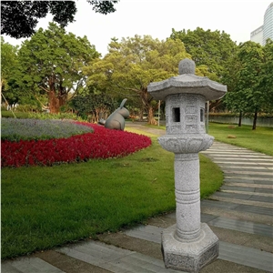 Japanese Style Carved Stone Lantern Jn-005