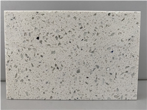 Eggshell Monochrome Quartz Slabs
