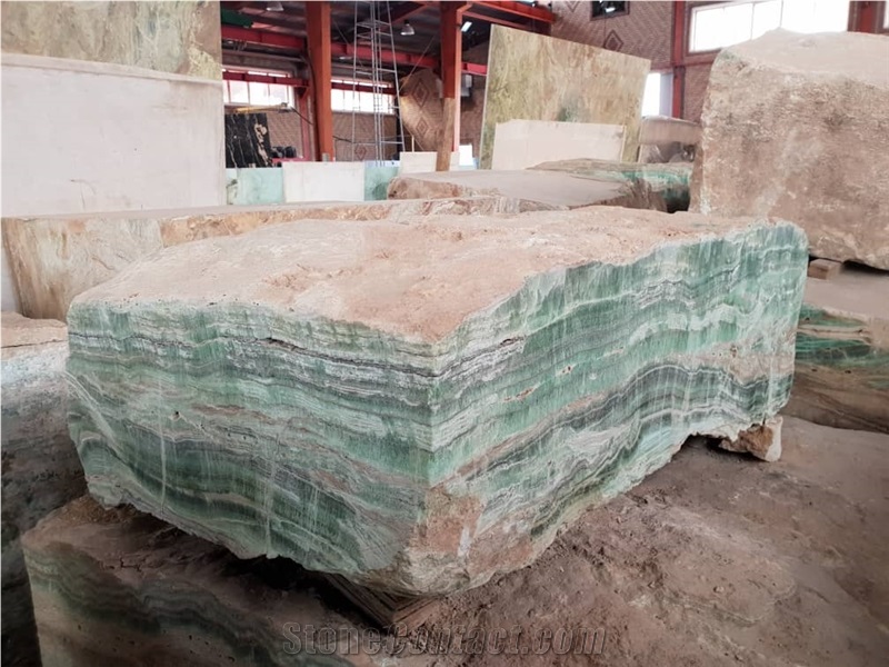 Smeralda Onyx Blocks