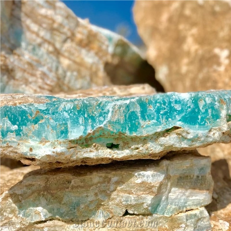 Calcite Boulders, Calcite Rocks