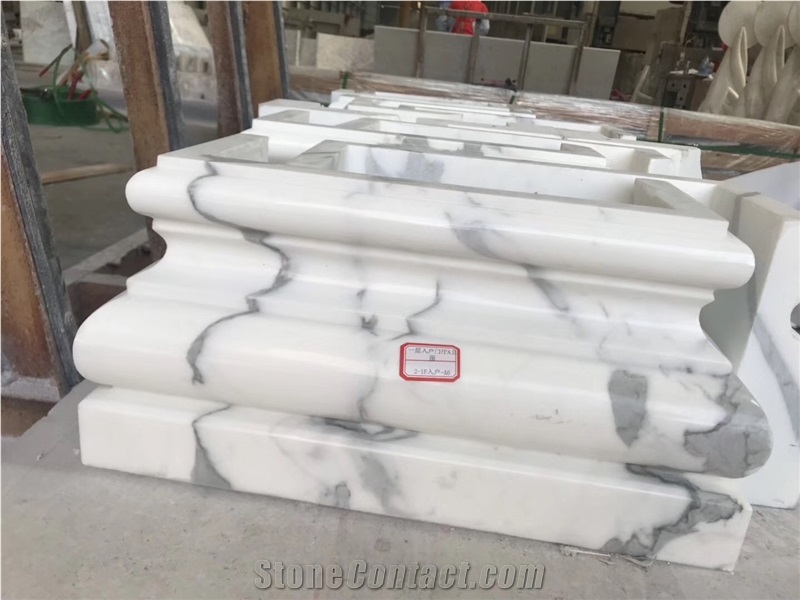 Calacatta Caldia Marble Column Base Border Lines