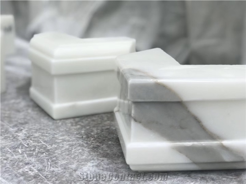 Calacatta Caldia Marble Column Base Border Lines