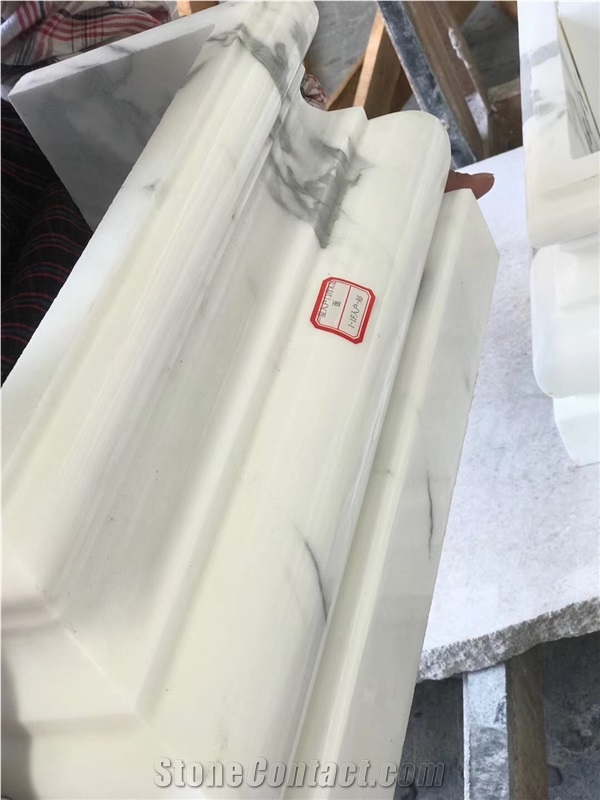 Calacatta Caldia Marble Column Base Border Lines