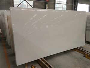 China Pure White Quartz Stone Kitchen Slab Polished