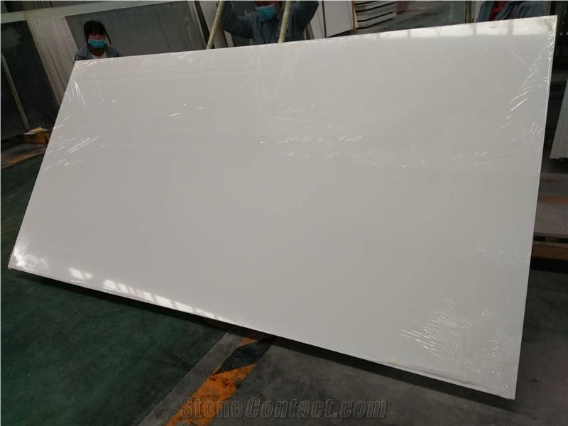 China Pure White Quartz Stone Kitchen Slab Polished