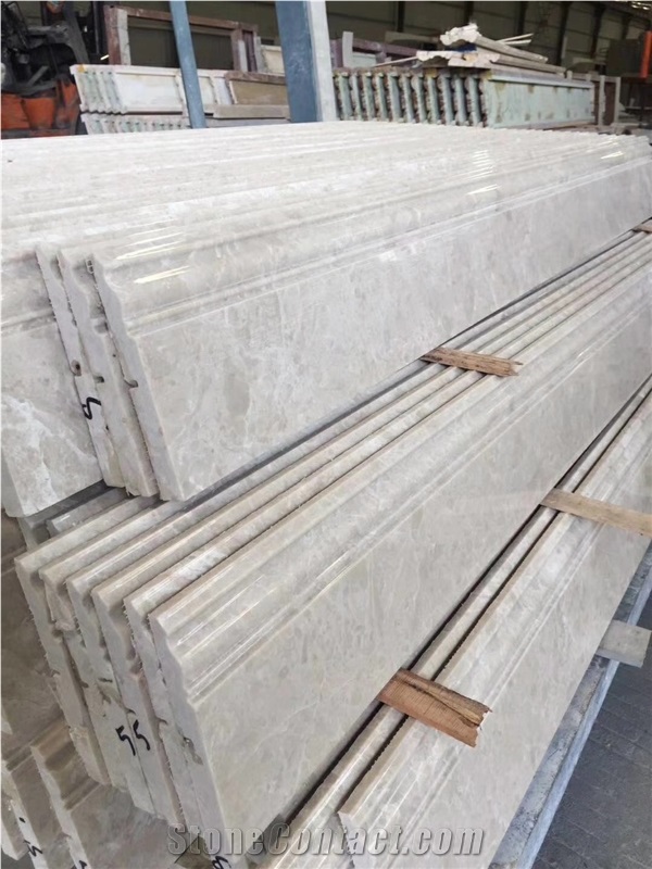 Crema Ultraman Beige Marble Polished Border Lines