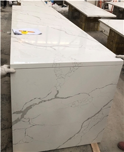White Calacatta Quartz Island Countertop Villa Design