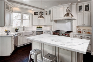 White Calacatta Quartz Stone Kitchen Island Top