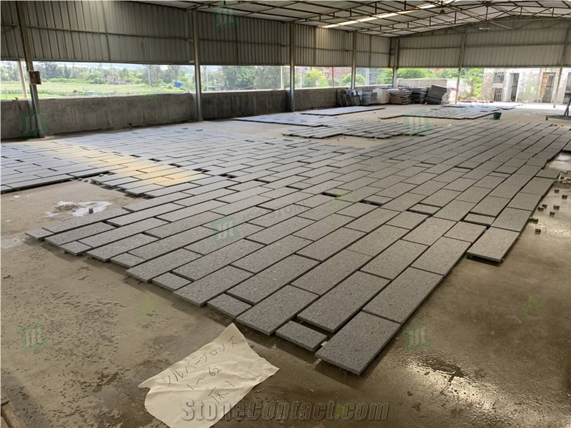 Customized Size Steel Grey Granite Floor Tiles