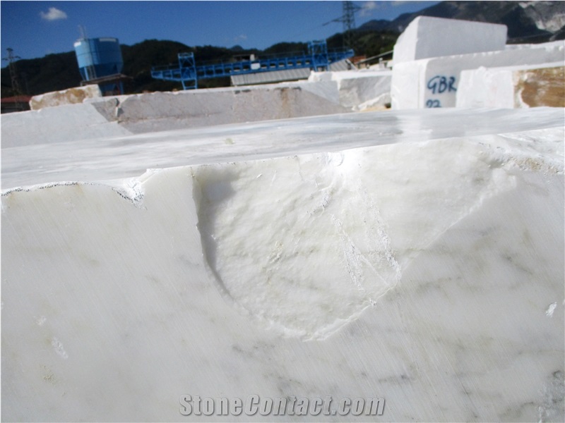 Calacatta Fantastico Marble Blocks
