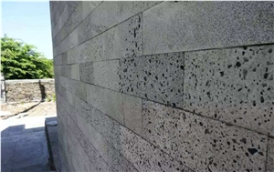 Bluestone for Walls and Floors Project Pavers
