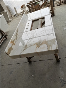 Calatatta White Nano Crystallized Countertop