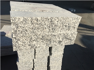 G602 Light Grey Granite Kerbstone Natural Split