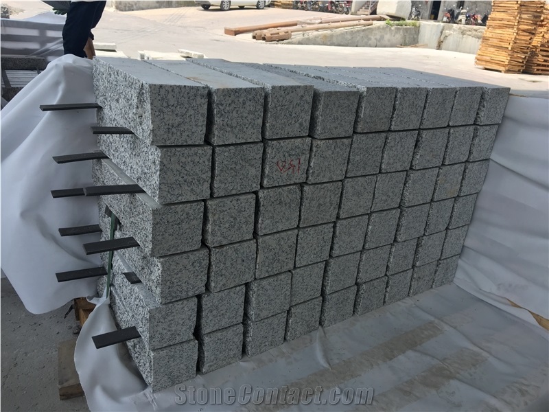 G602 Light Grey Granite Kerbstone Natural Split