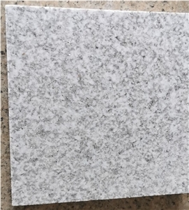 New Pearl White Granite Tiles and Slabs