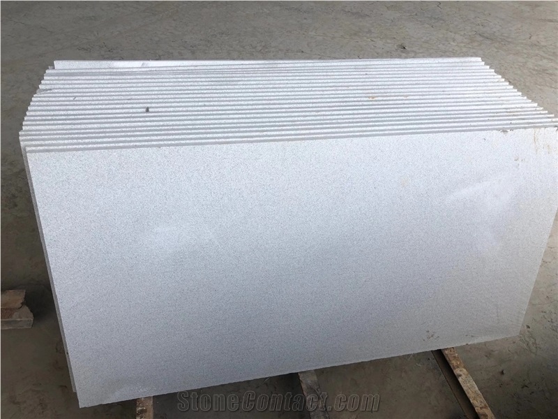 China Sichuan White Sandstone Honed Tiles & Slabs