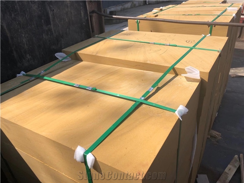 China Sichuan Yellow Sandstone Split Paving Stone