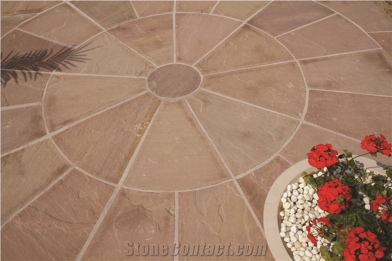 Autumn - Natural Classic Circle Patio Paving