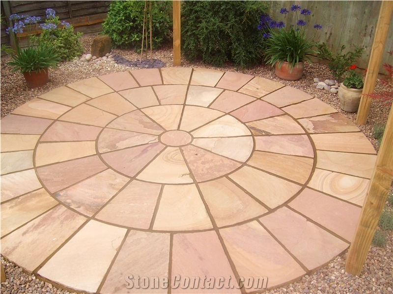 Modak - Natural Classic Circle Patio Paving