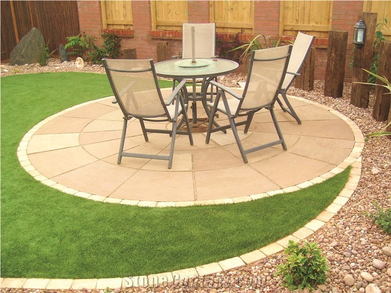 Raj Green - Natural Classic Circle Patio Paving